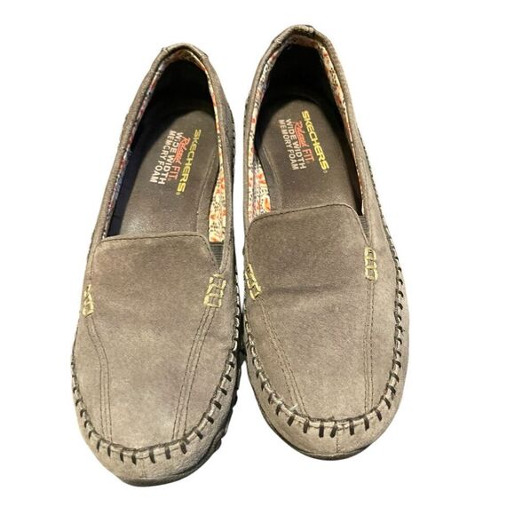 Skechers Womens Chocolate Brown Memory Foam Wide Fit Slip-On Loafers Size 7 - Picture 1 of 9